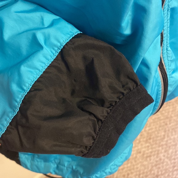 Nike Medium Light Blue Windbreaker w/ Double Zipper and Two Zip Pockets - Picture 5 of 13